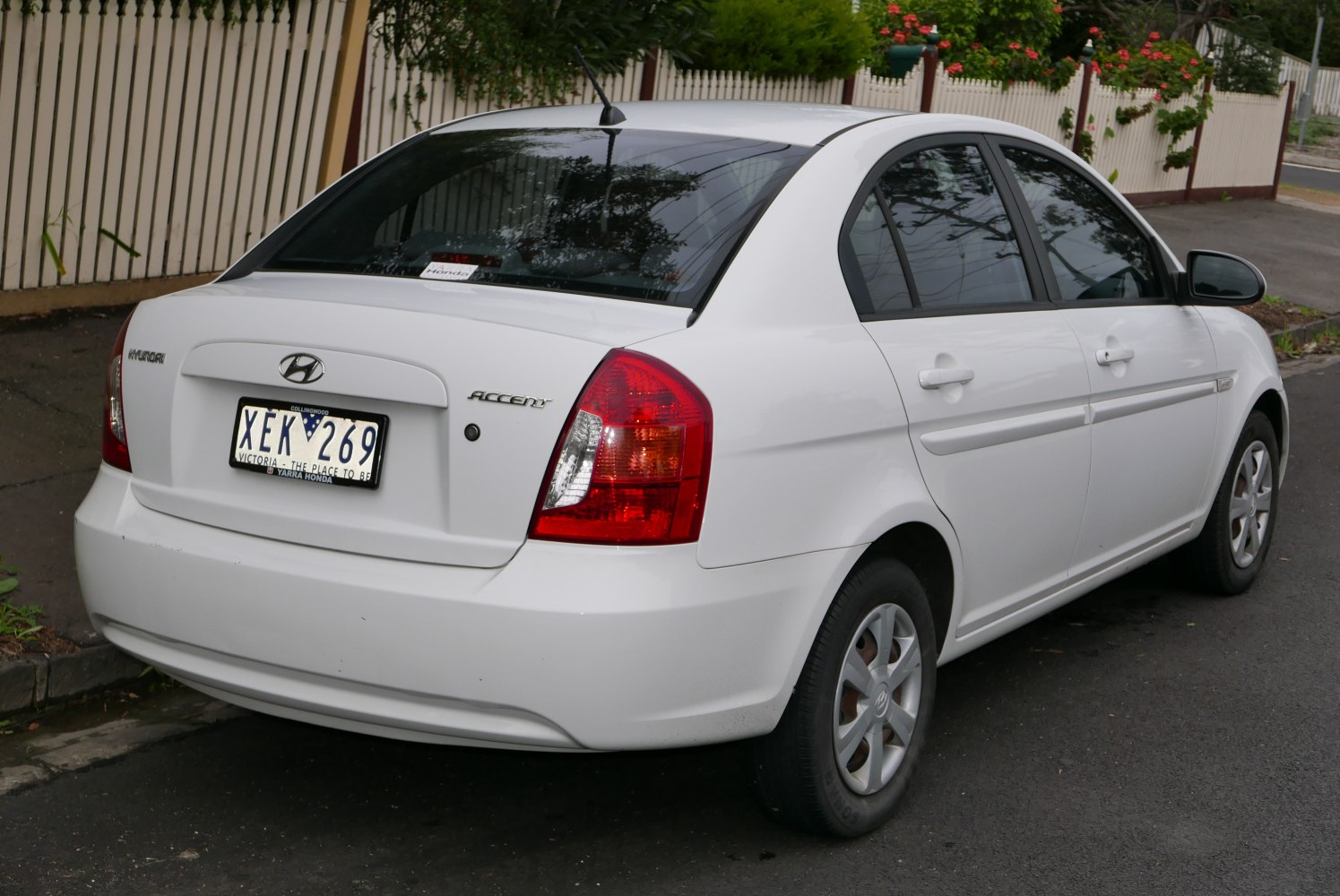 Hyundai Accent 1.4 (97 Hp) Automatic GL