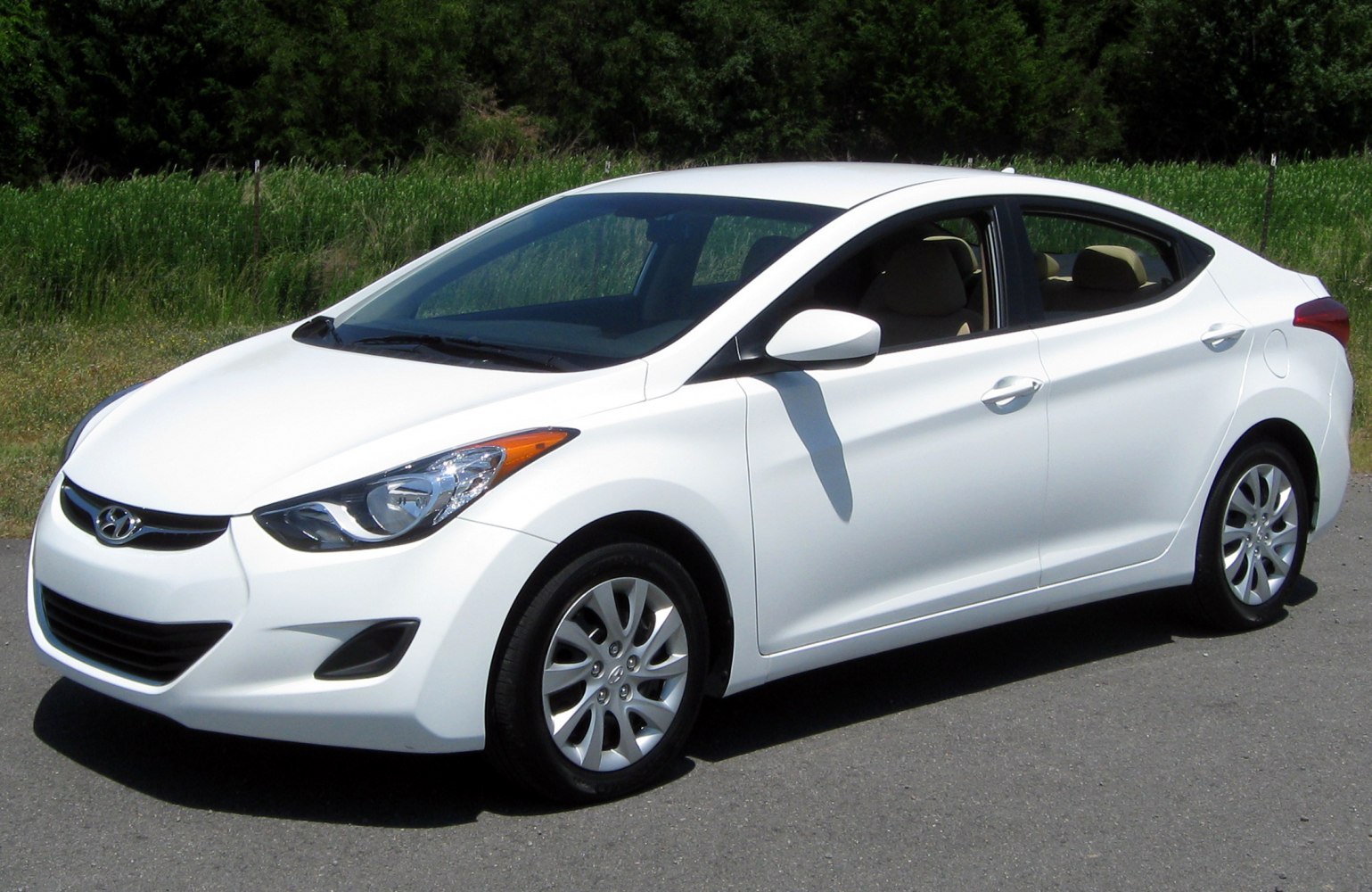 Hyundai Elantra 1.8 (148 Hp)