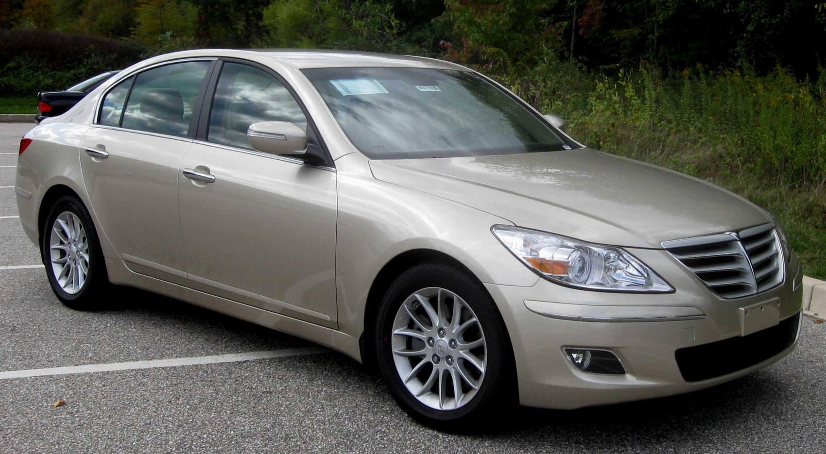 Hyundai Genesis 3.8i V6 24V (290 Hp)