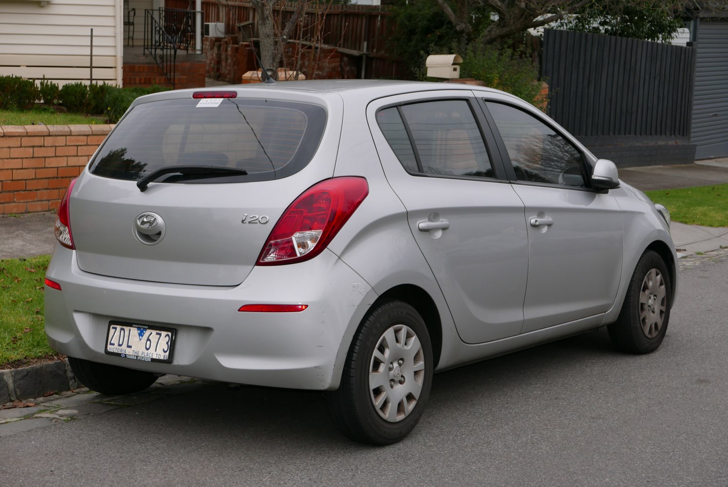 Hyundai i20 1.4 16V (101 Hp)