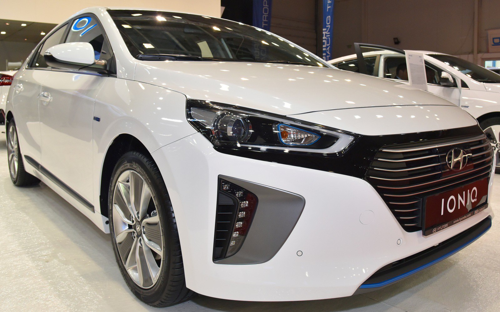 Hyundai IONIQ