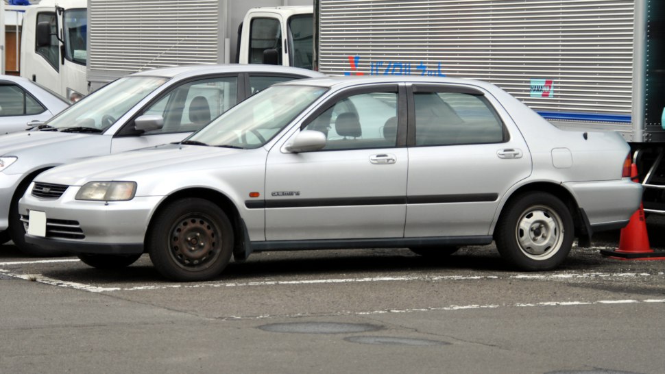 Isuzu Gemini 1.5 i (105 Hp) Automatic