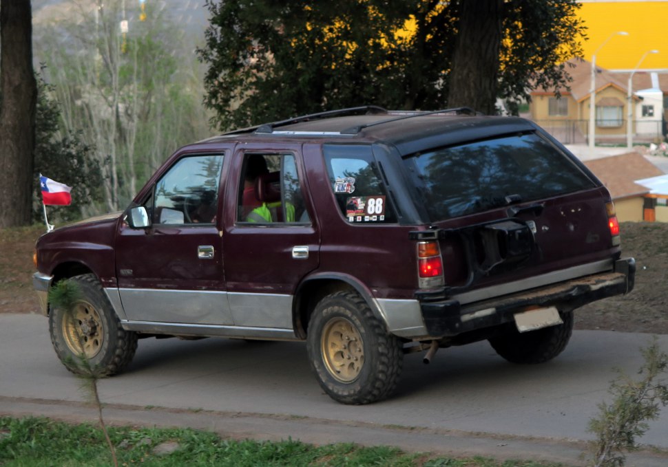 Isuzu Rodeo 3.2 i S 2WD (177 Hp)