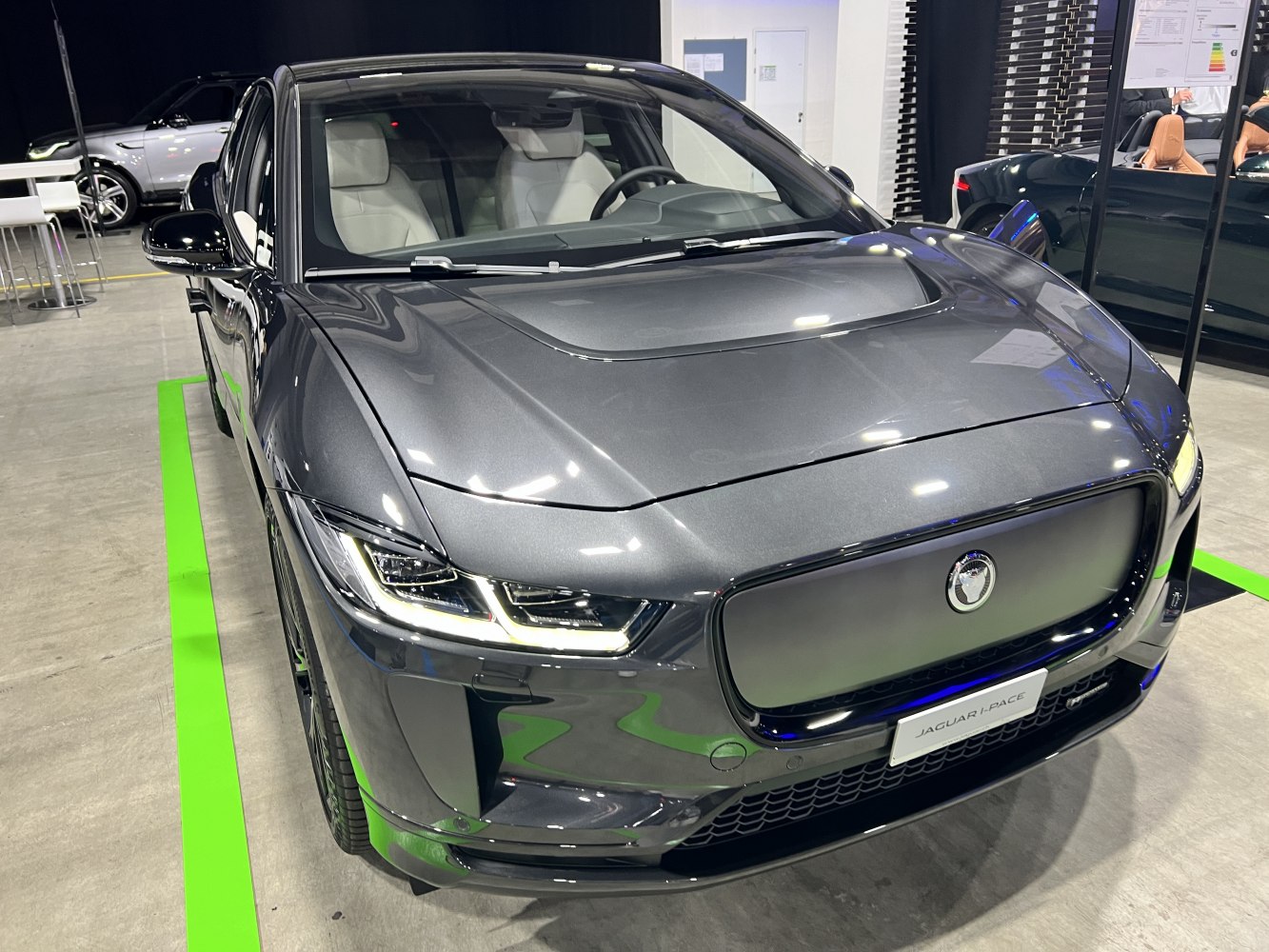 Jaguar I-Pace EV400 90 kWh (400 Hp) AWD