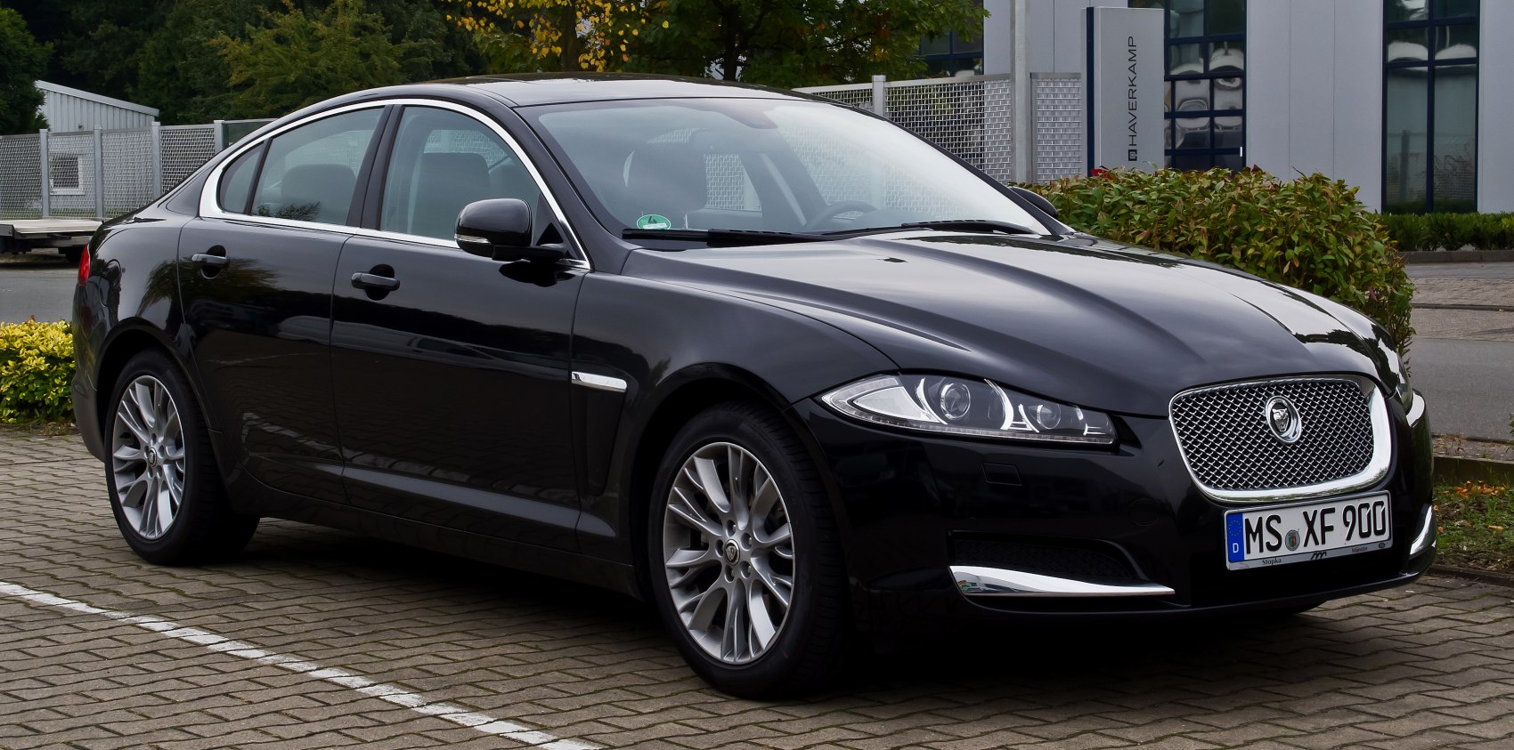 Jaguar XF 3.0 V6 (340 Hp) AWD Automatic