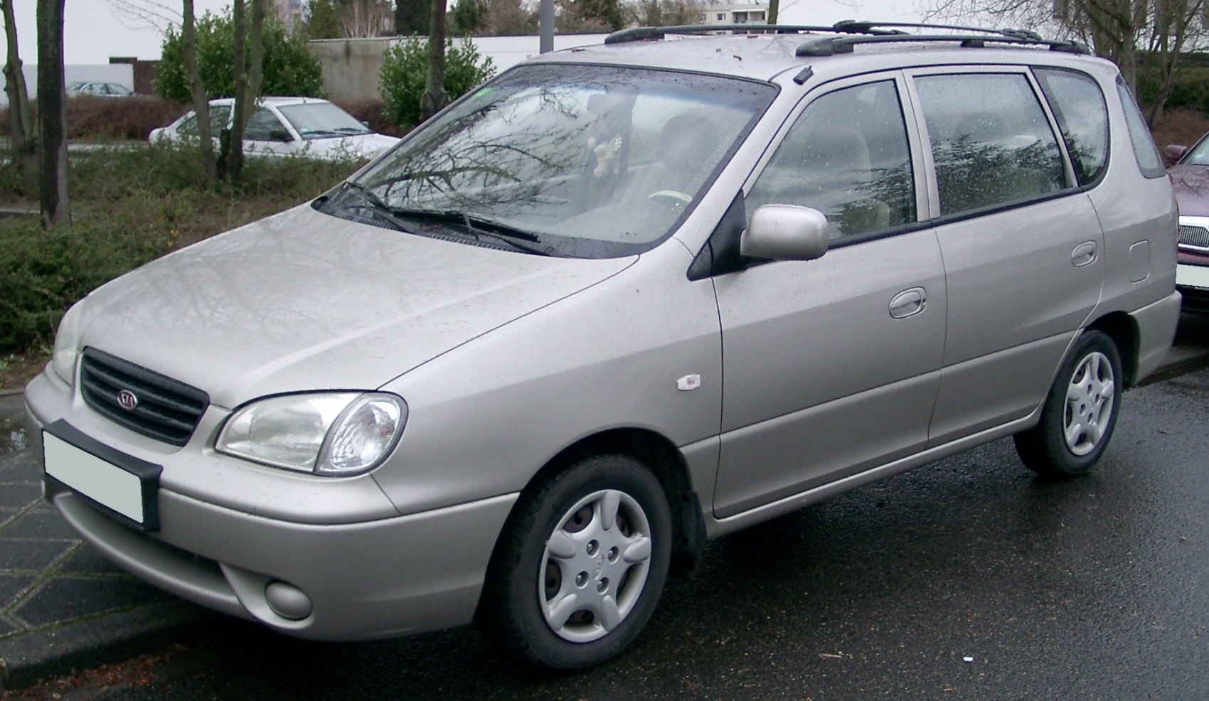 Kia Carens