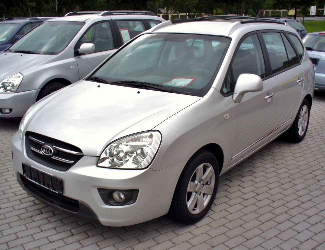 Kia Carens