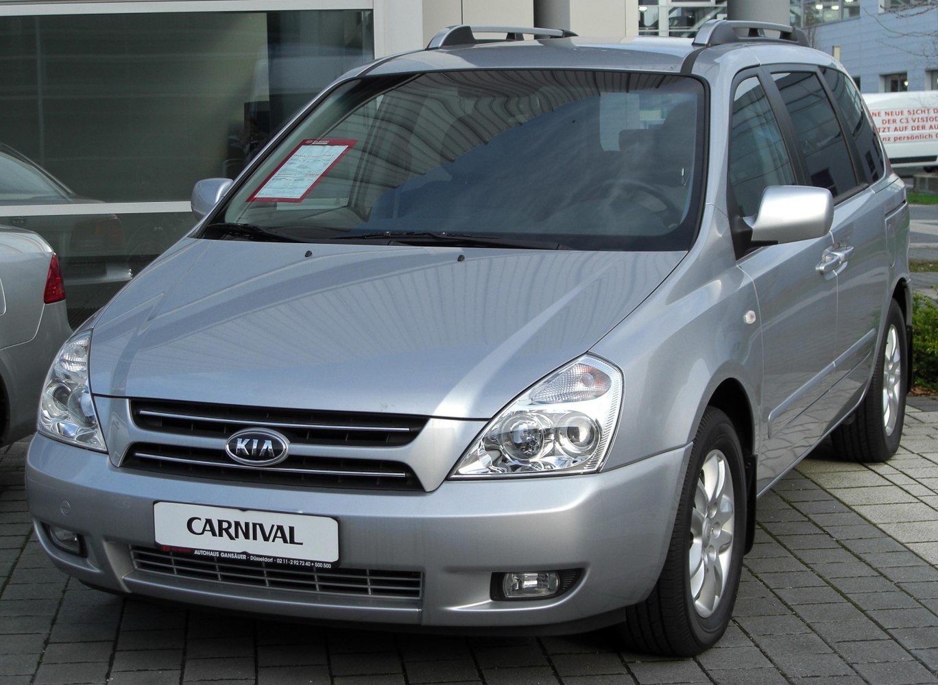 Kia Carnival