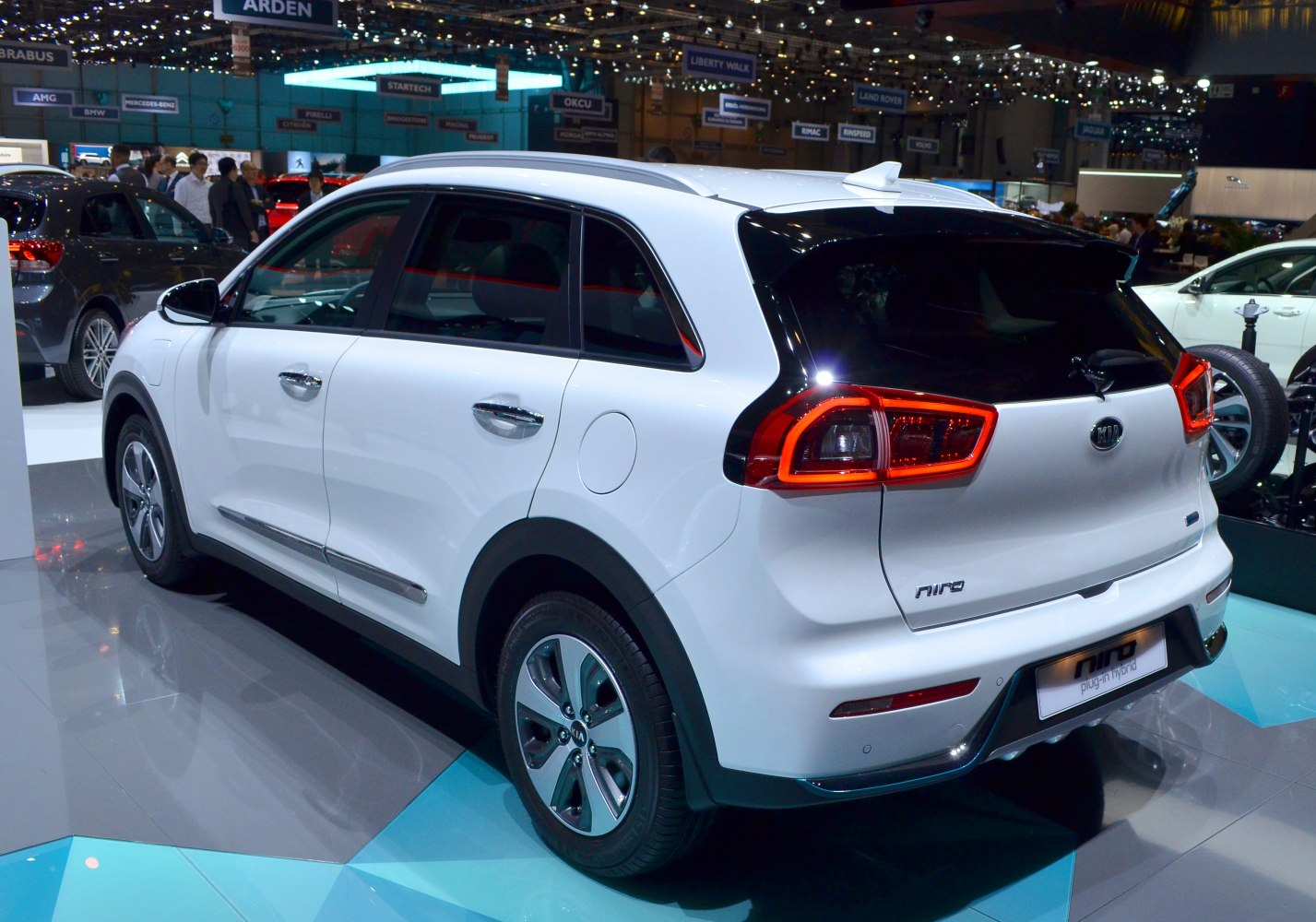 Kia Niro 1.6 GDI (141 Hp) DCT Hybrid