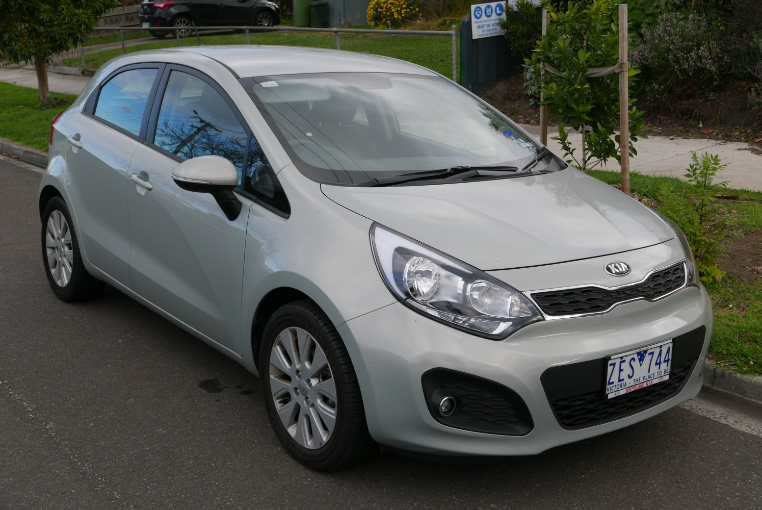 Kia Rio 1.4 CRDi 16V (90 Hp)