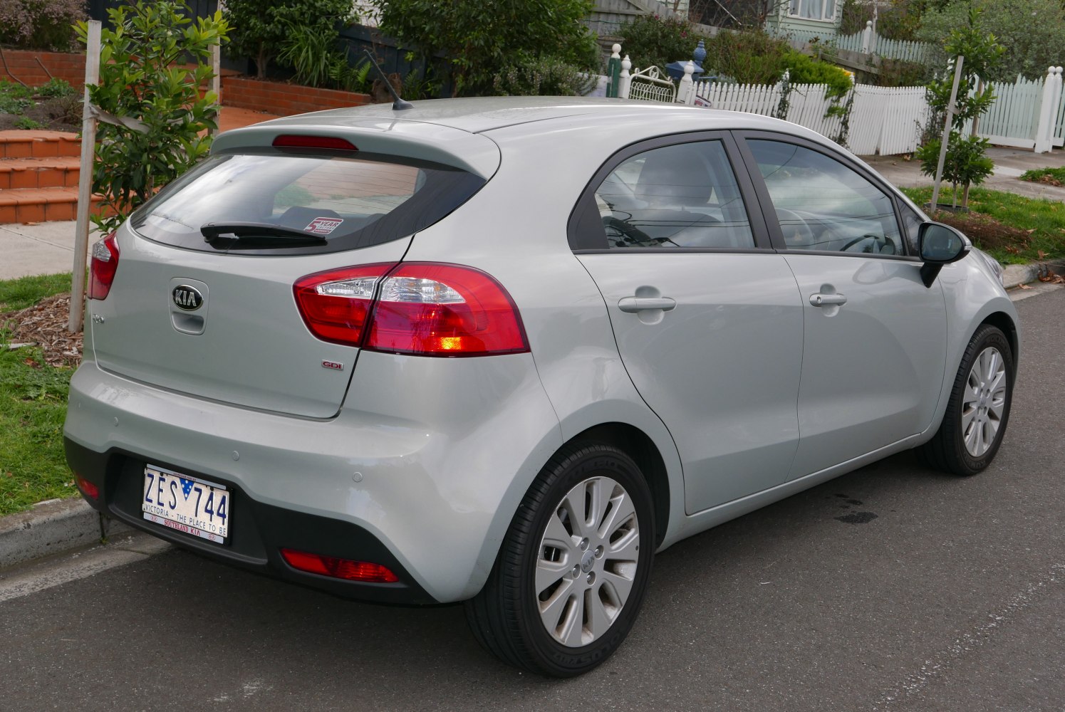 Kia Rio 1.4 16V (109 Hp)