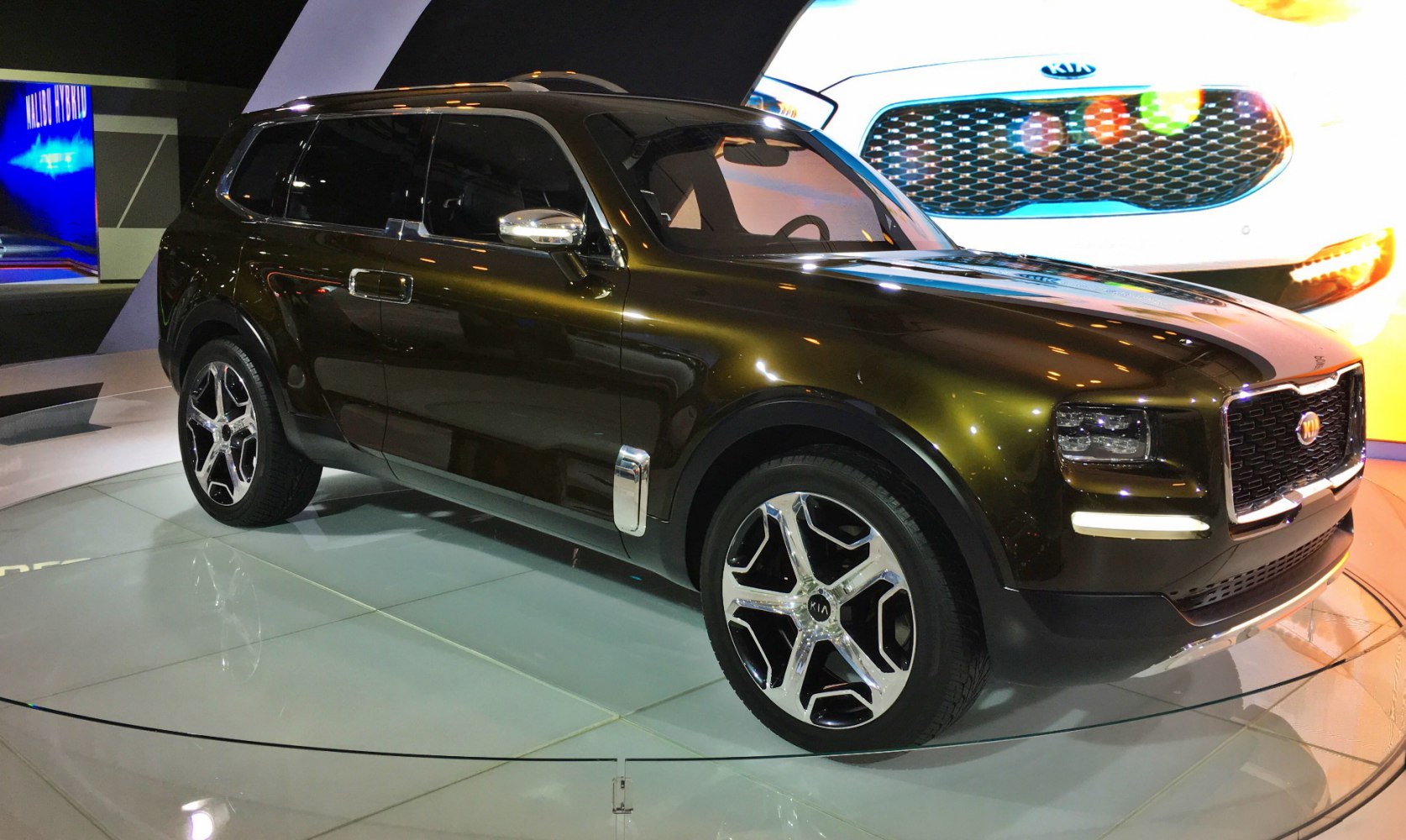 Kia Telluride 3.5 V6 (400 Hp) Hybrid AWD