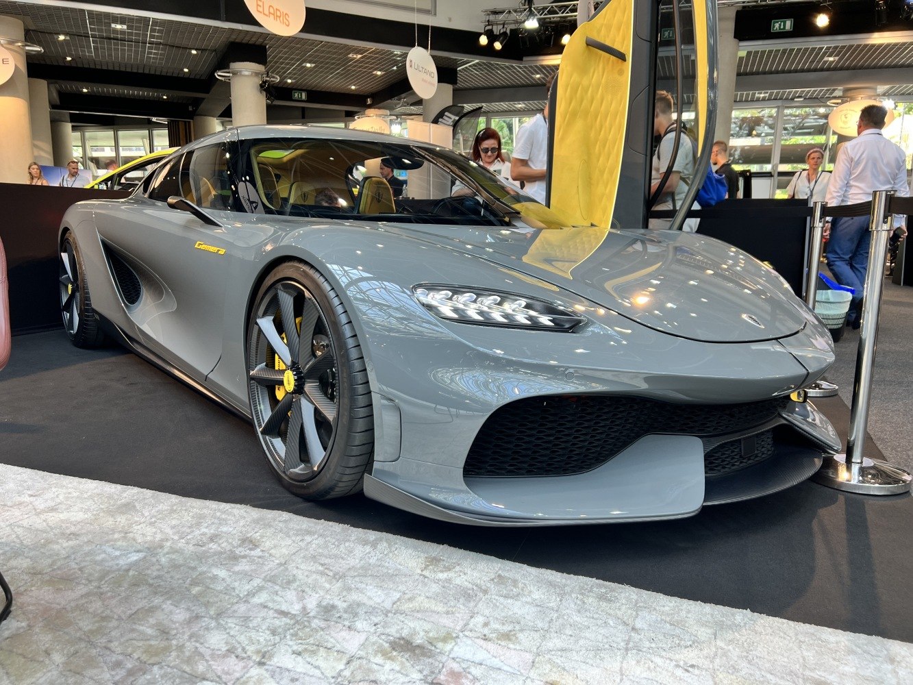 Koenigsegg Gemera 2.0 (1700 Hp) Hybrid AWD KDD