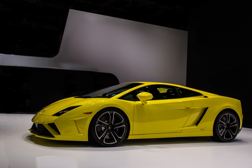 Lamborghini Gallardo 5.2 V10 (551 Hp)