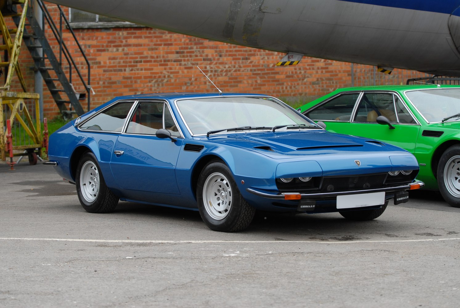 Lamborghini Jarama 400 GT (350 Hp)