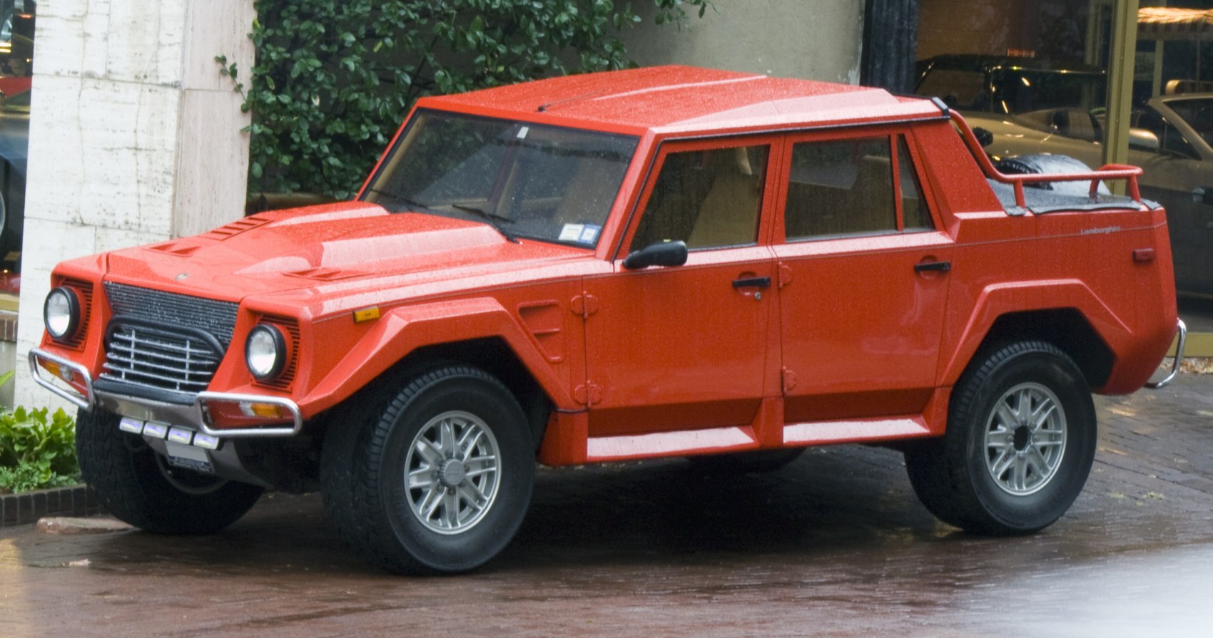 Lamborghini LM002 5.2 (450 Hp)