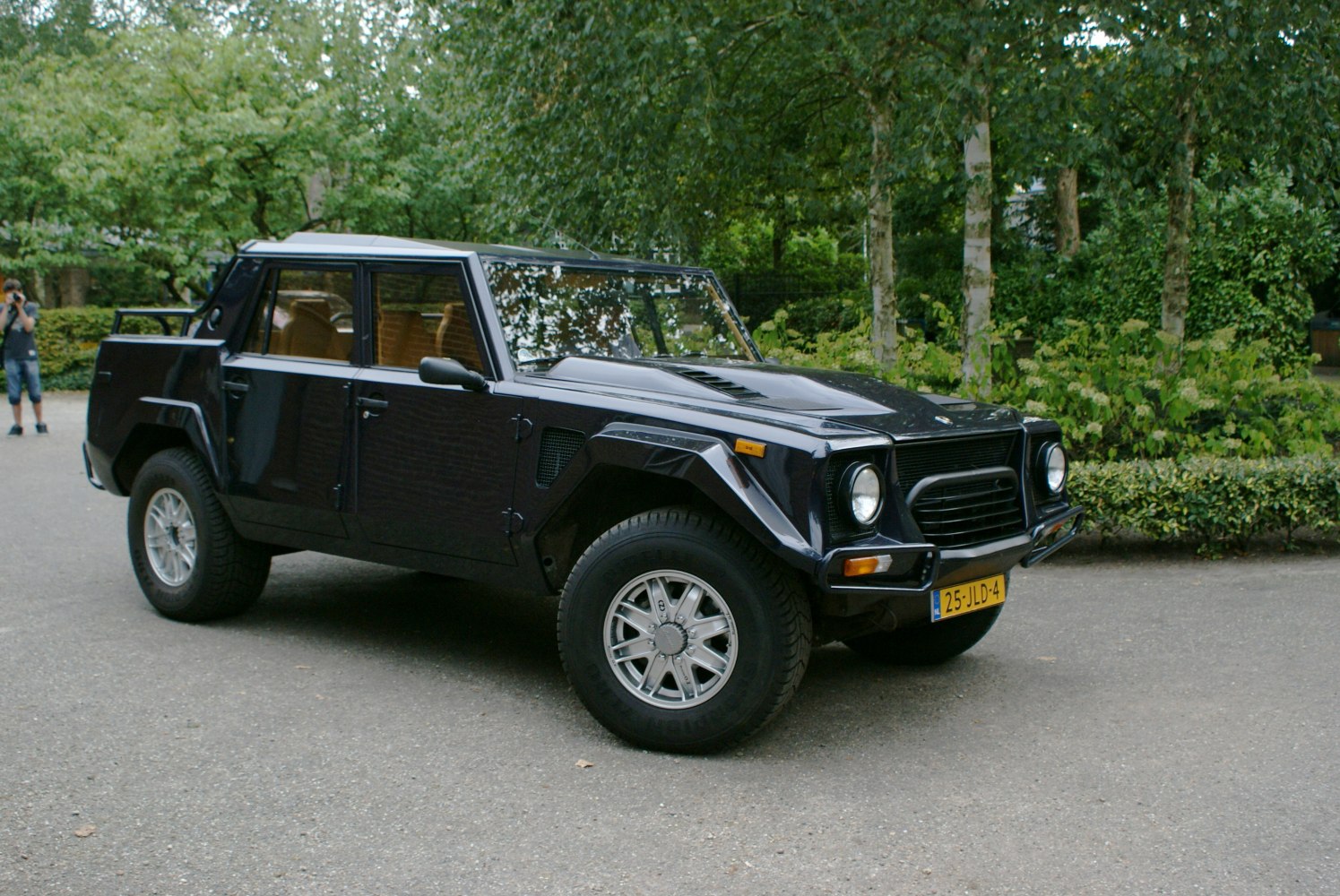 Lamborghini LM002 5.2 (450 Hp)