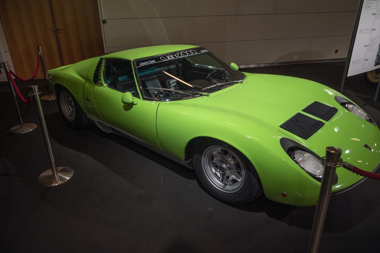 Lamborghini Miura P400 3.9 V12 (350 Hp)