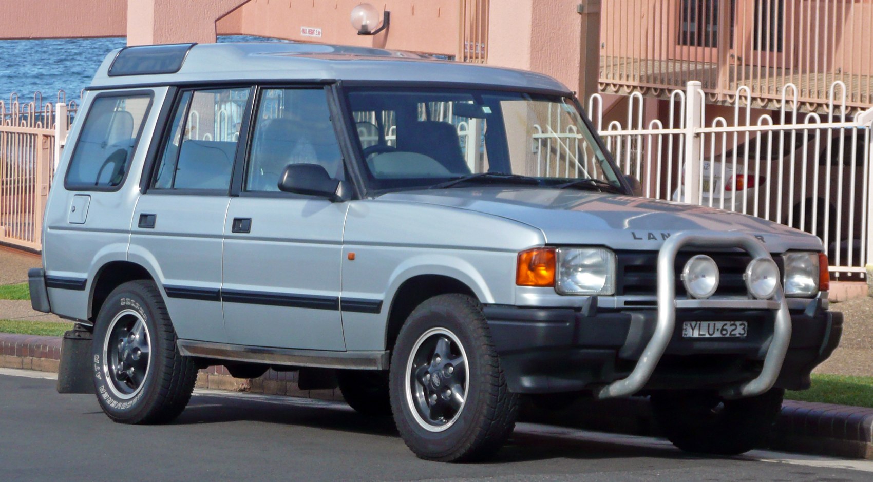 Land Rover Discovery 2.0i (134 Hp) 4WD