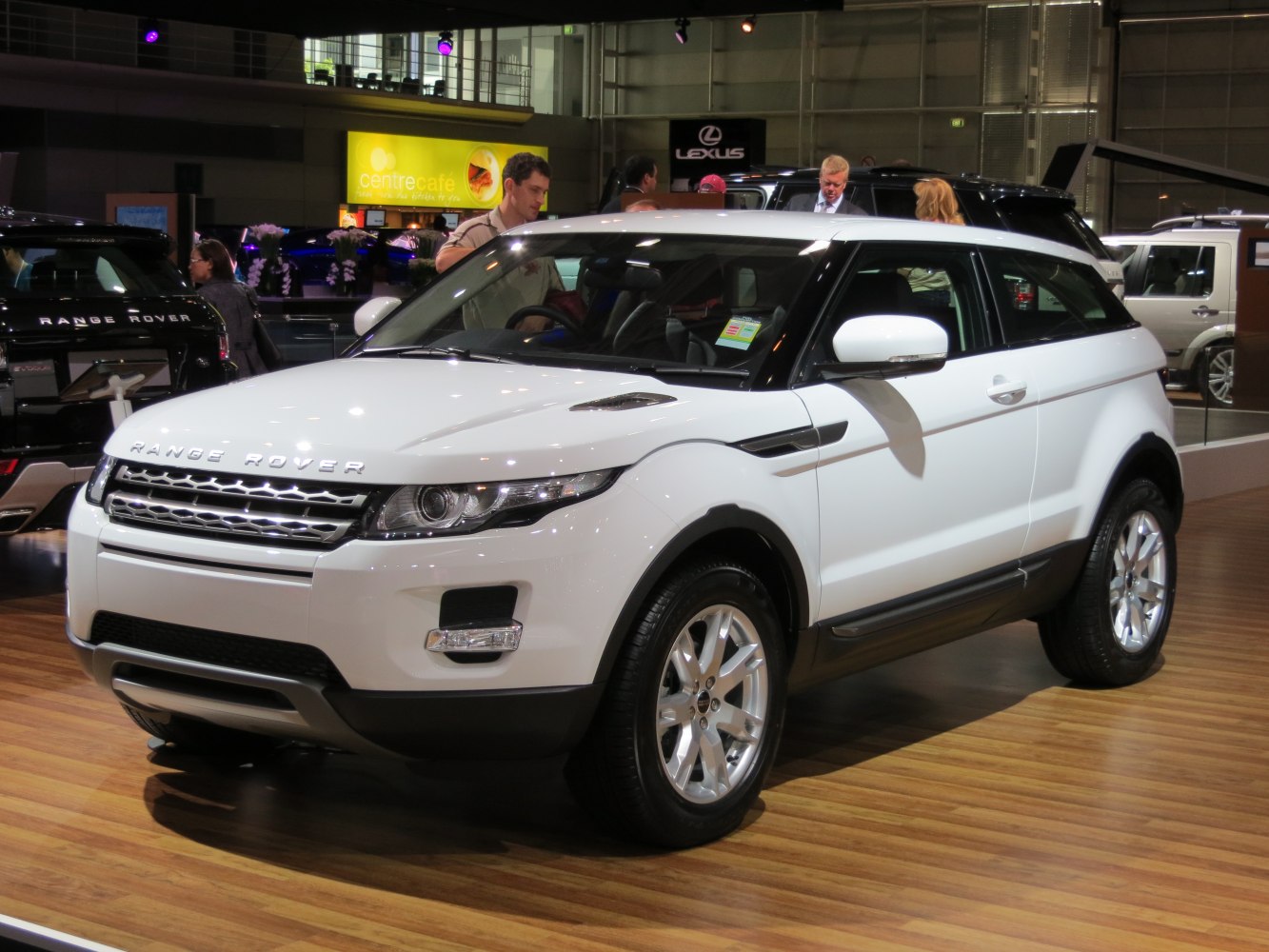 Land Rover Range Rover Evoque 2.0 Si4 (240 Hp) AWD Automatic