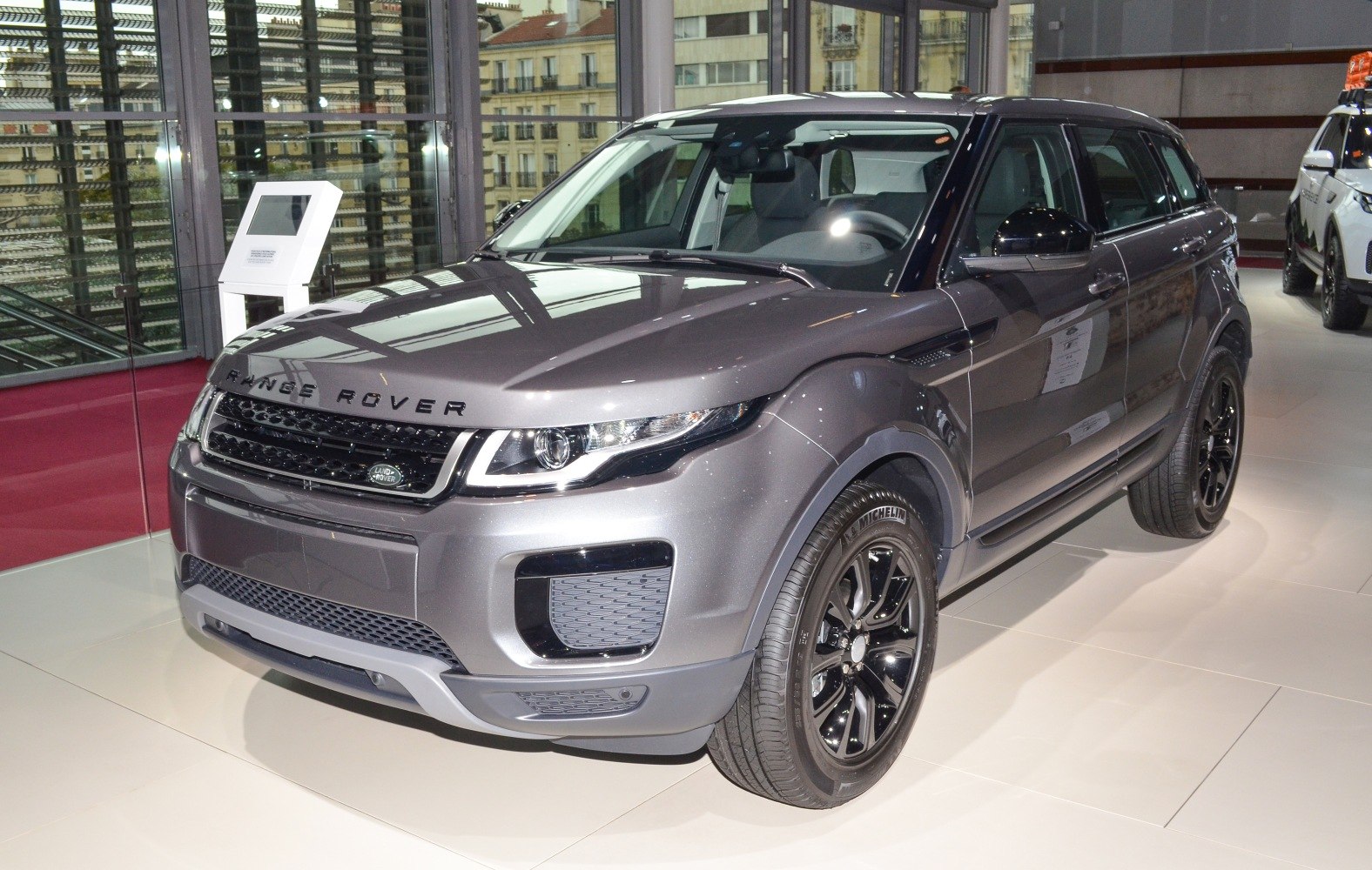 Land Rover Range Rover Evoque 2.0 Si4 (240 Hp) AWD Automatic