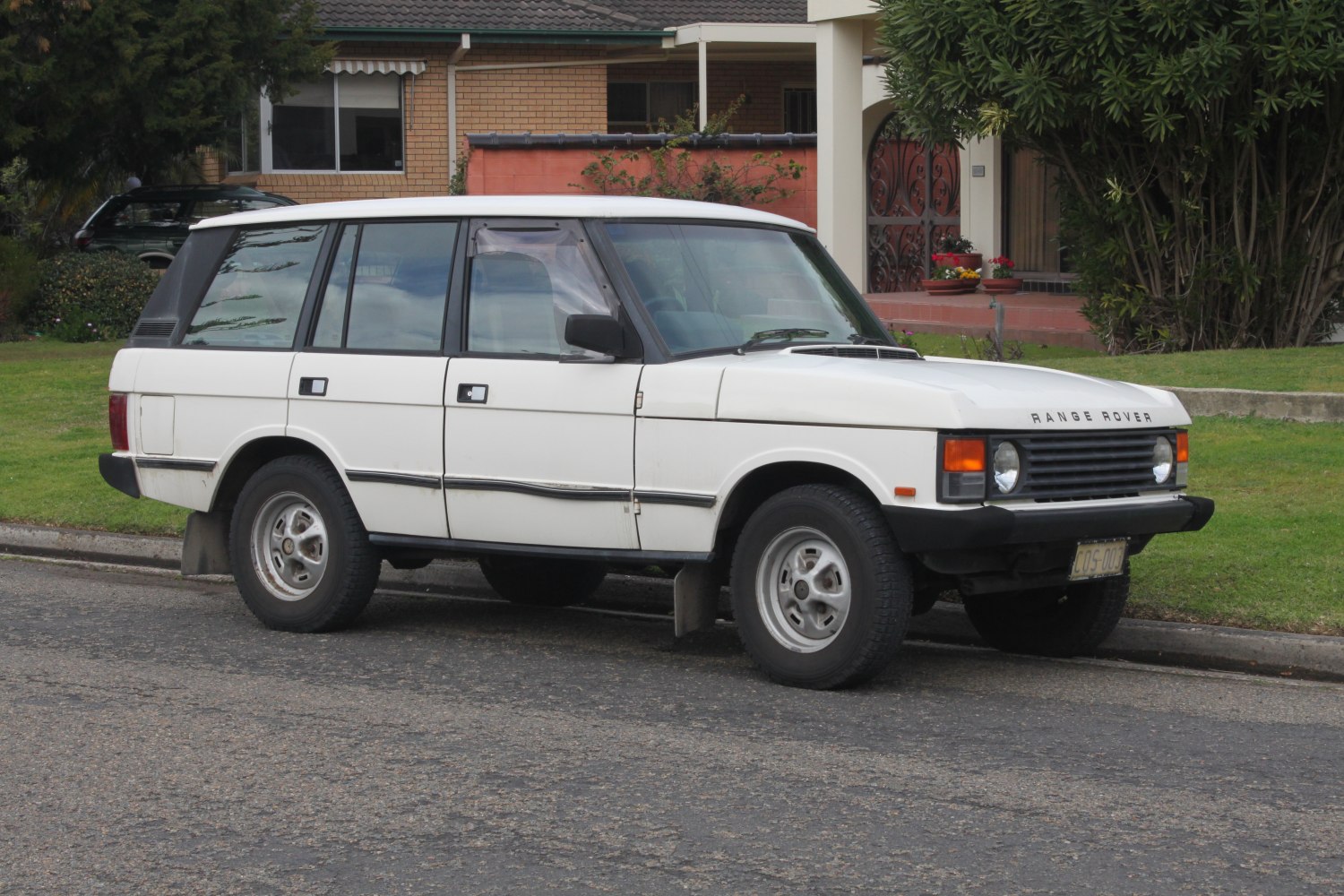 Land Rover Range Rover 3.9 Vogue SEI (182 Hp)