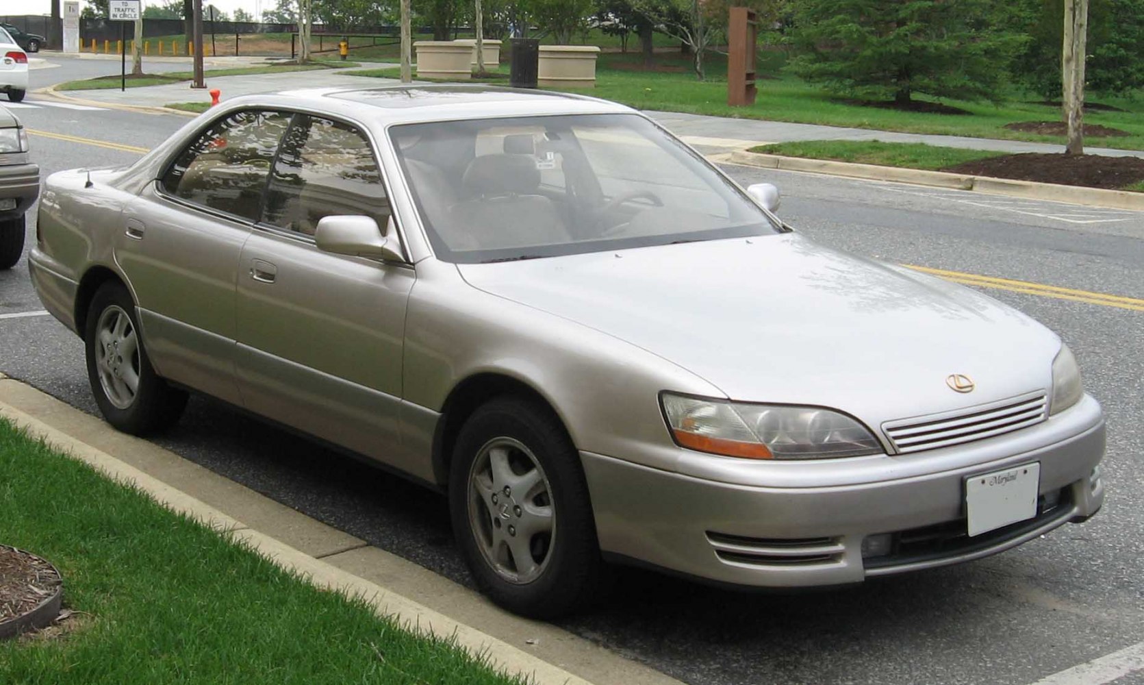 Lexus ES