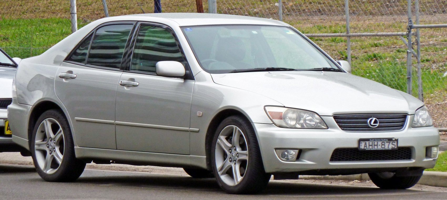 Lexus IS 200 Kompressor (186 Hp)