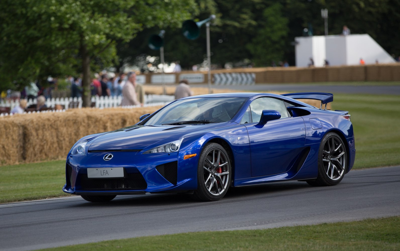 Lexus LFA 4.8 V10 (560 Hp) Automatic