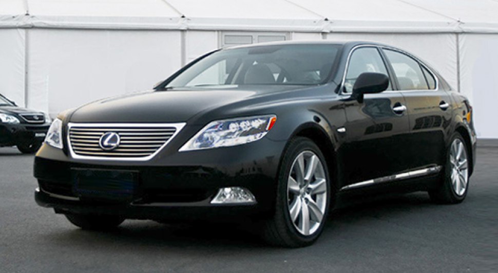 Lexus LS 460L (380 Hp) Automatic