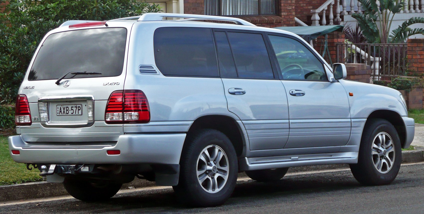 Lexus LX 470 V8 (275 Hp) AWD Automatic