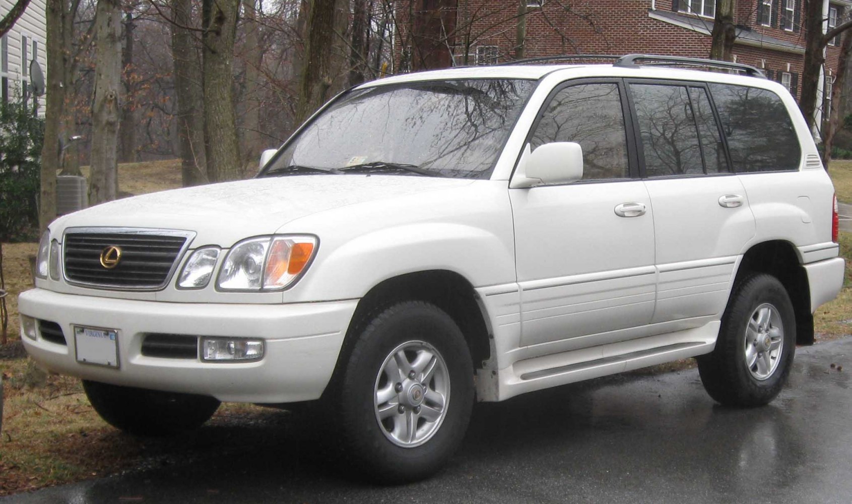 Lexus LX