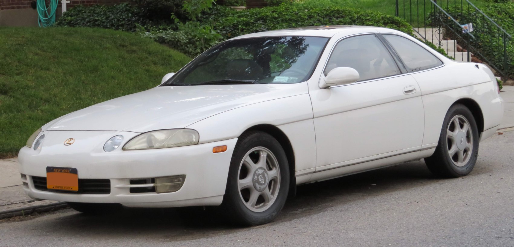 Lexus SC 400 (294 Hp)