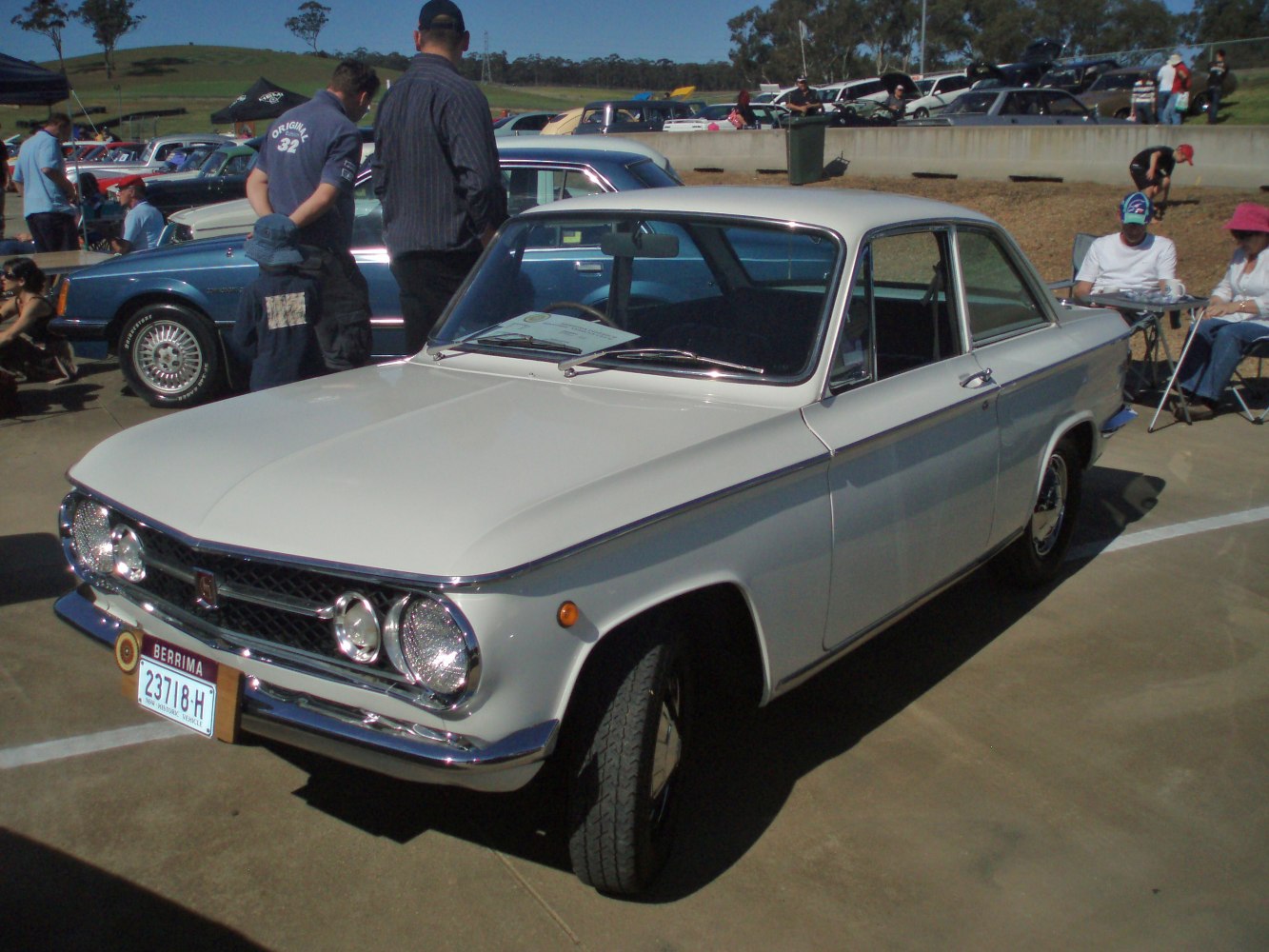 Mazda 1000 1.0 (45 Hp)