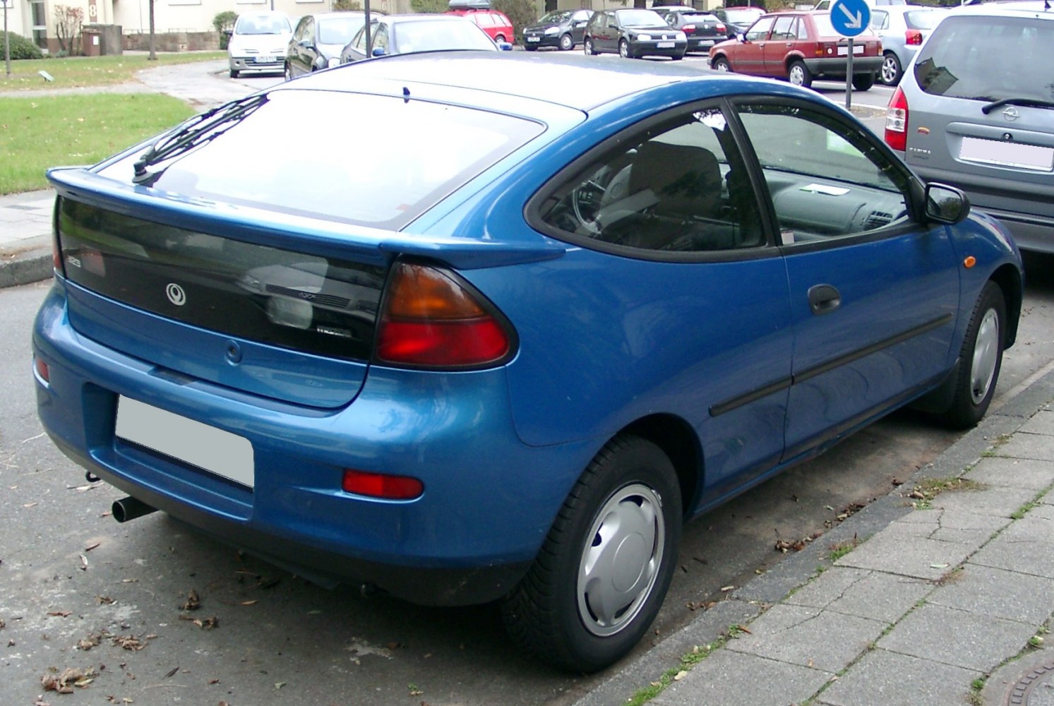 Mazda 323 1.8i 16V (115 Hp)