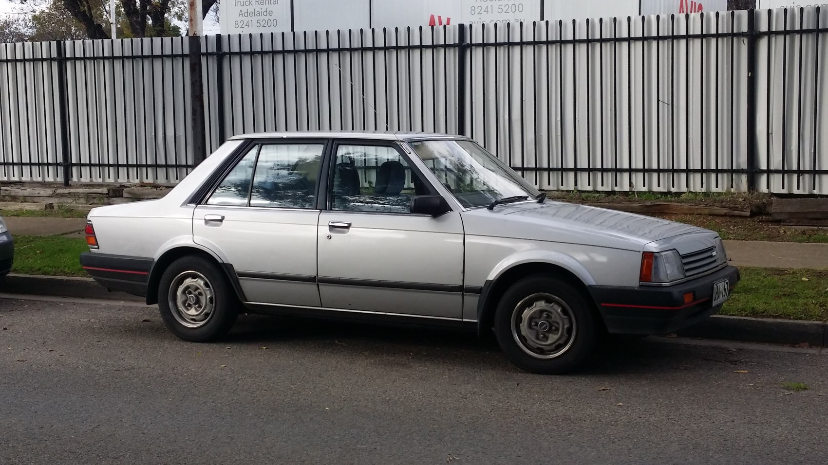 Mazda 323