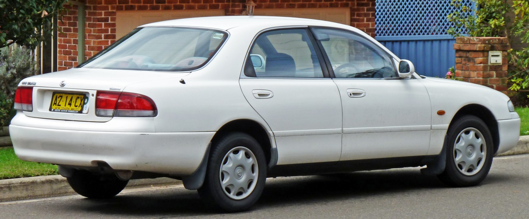 Mazda 626 2.0 D GLX Comprex (75 Hp)