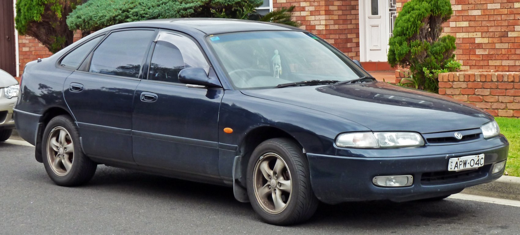 Mazda 626 2.5 24V (165 Hp)