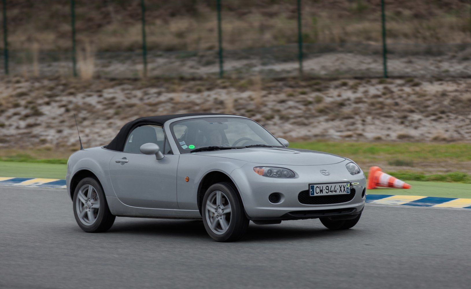 Mazda MX-5