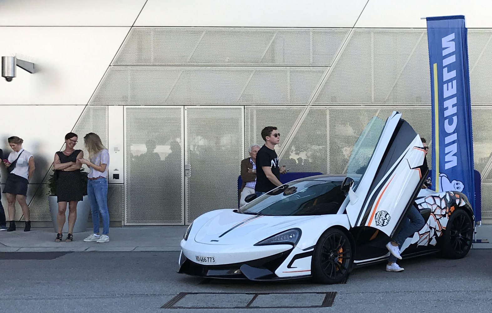 McLaren 570S