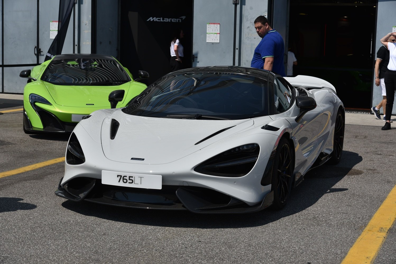 McLaren 765LT 765LT