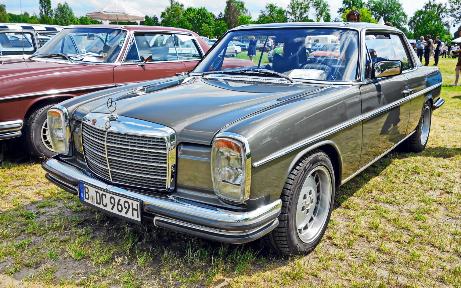 Mercedes-Benz /8