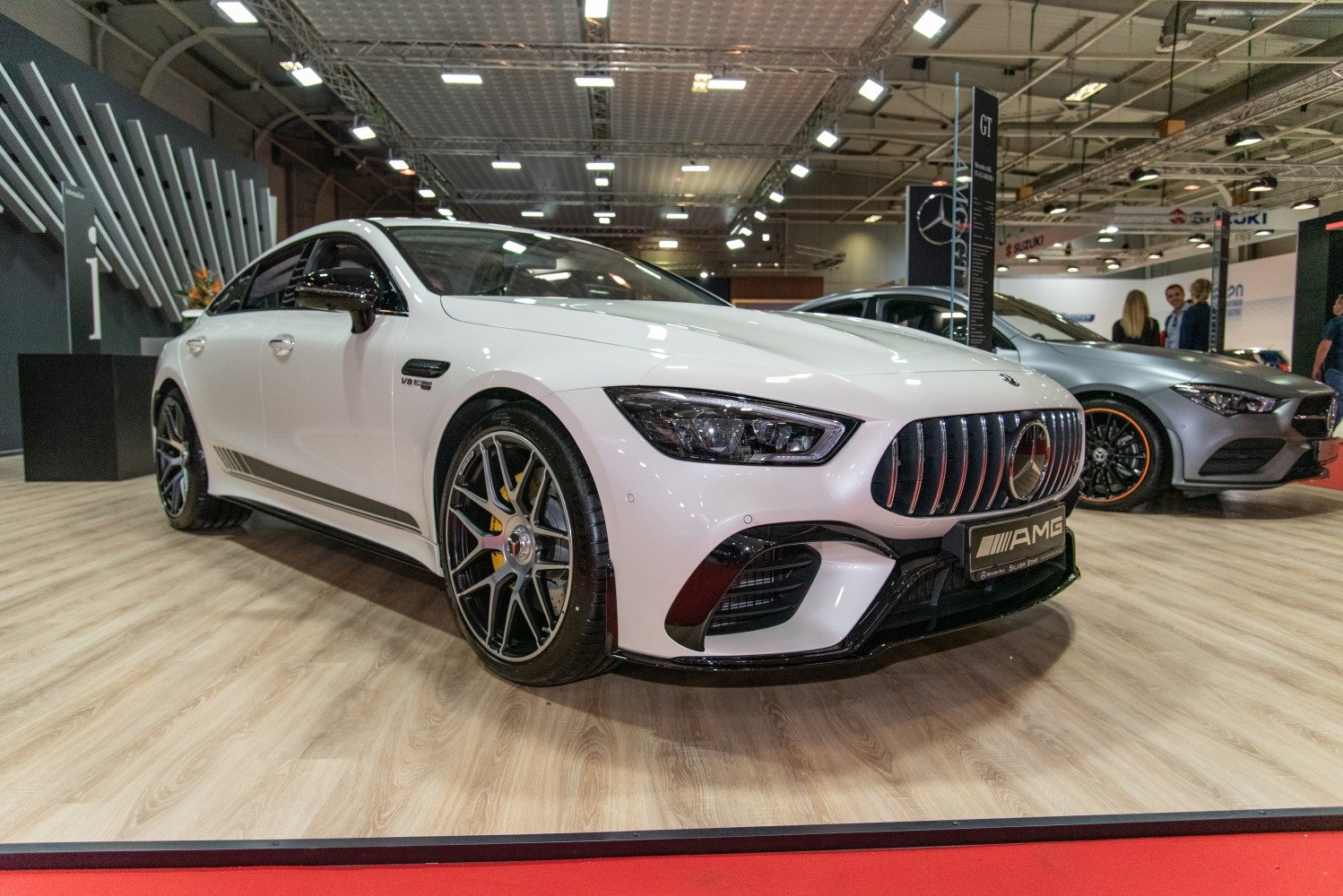 Mercedes-Benz AMG GT 4-Door Coupe 63 V8 (585 Hp) 4MATIC+ MCT