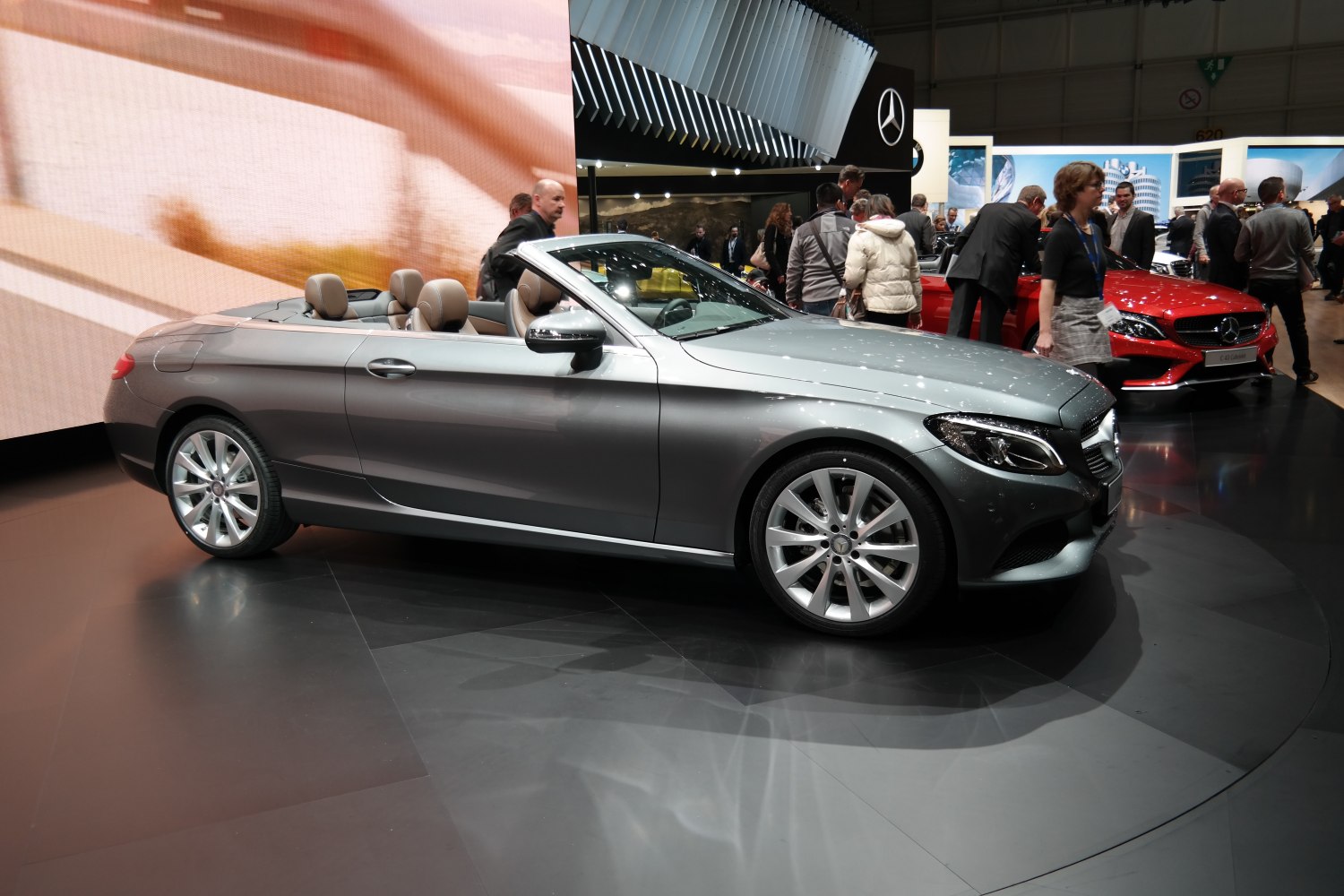 Mercedes-Benz C-class C 300 (245 Hp) 9G-TRONIC