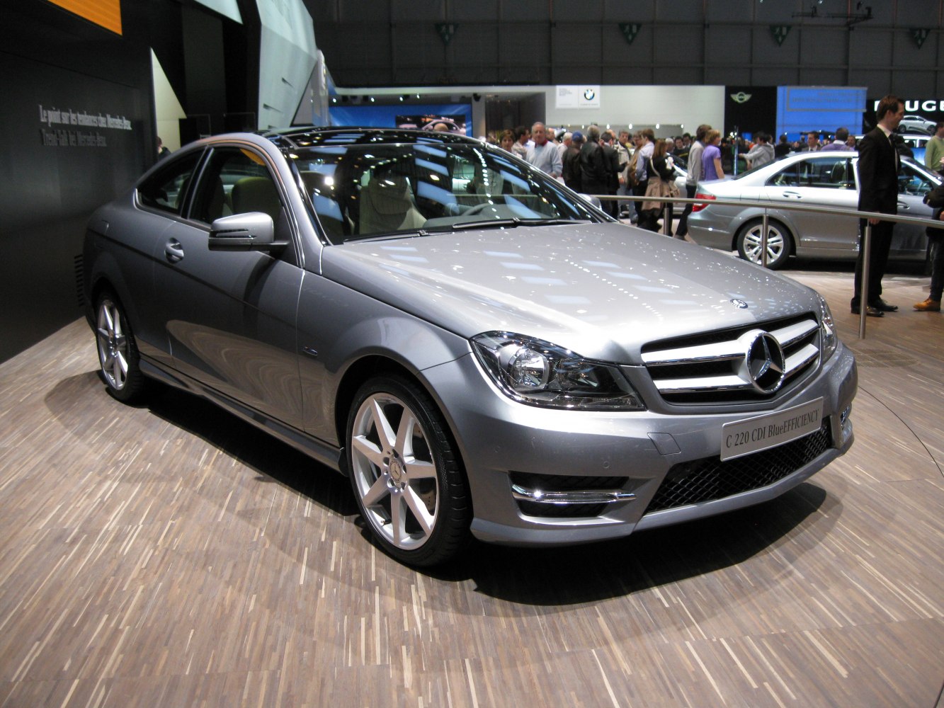 Mercedes-Benz C-class C 250 Sport (204 Hp) 7G-TRONIC PLUS