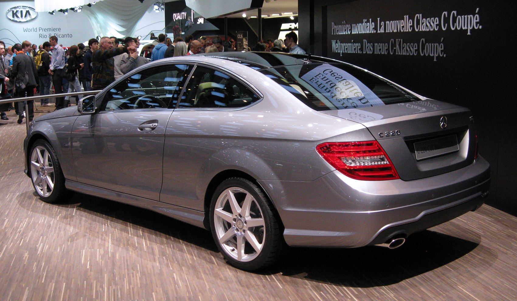 Mercedes-Benz C-class C 180 1.6 (156 Hp)