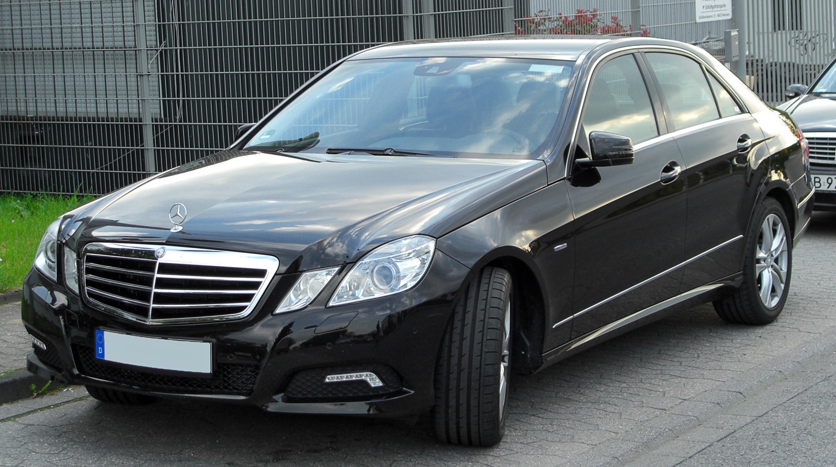 Mercedes-Benz E-class E 350 V6 (272 Hp) 4MATIC 7G-TRONIC