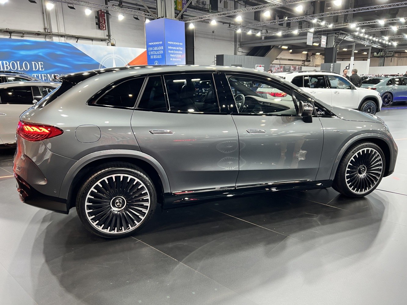 Mercedes-Benz EQE SUV AMG EQE 53 90.6 kWh (687 Hp) 4MATIC+ AMG DYNAMIC PLUS