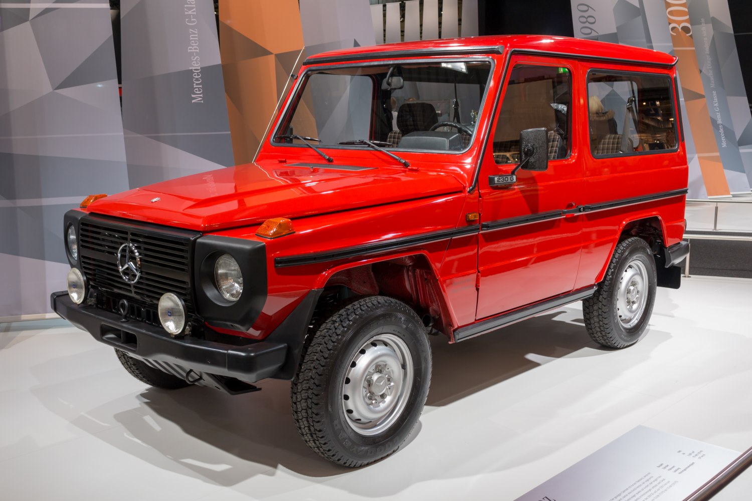 Mercedes-Benz G-class 230 G (90 Hp) 4WD