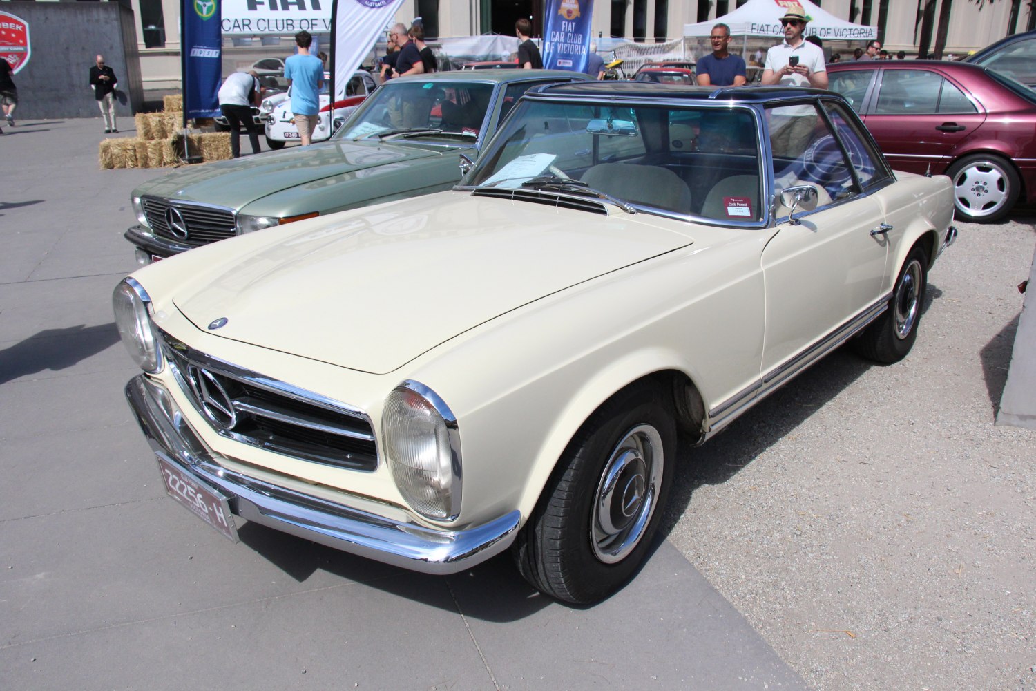 Mercedes-Benz Pagoda 230 SL (150 Hp) Manual 5-speed